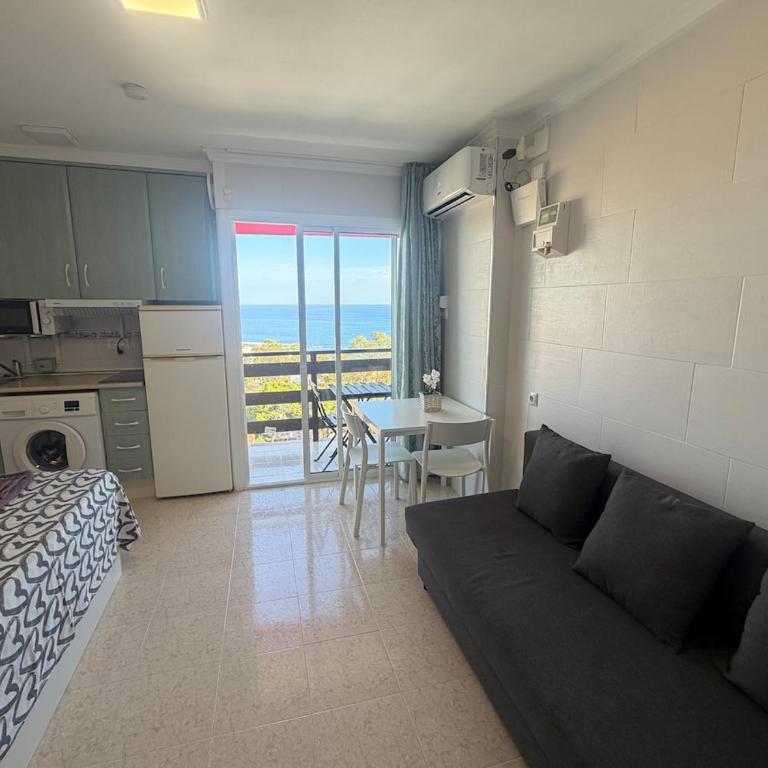 Estudio con vistas frontales al mar y terraza - Appartamento Monolocale con Vista Mare - 2