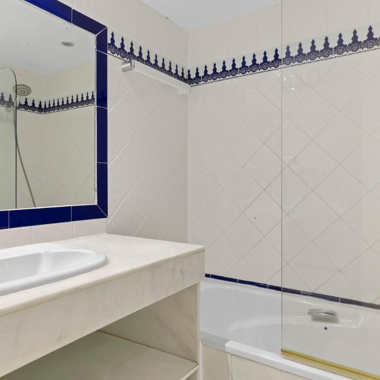 Marbella Oasis 3 BR & Private Terrace - Appartamento - 16