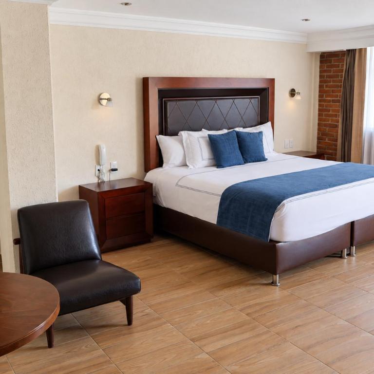 Hotel Tierras Blancas - Habitación con cama extragrande. - 4