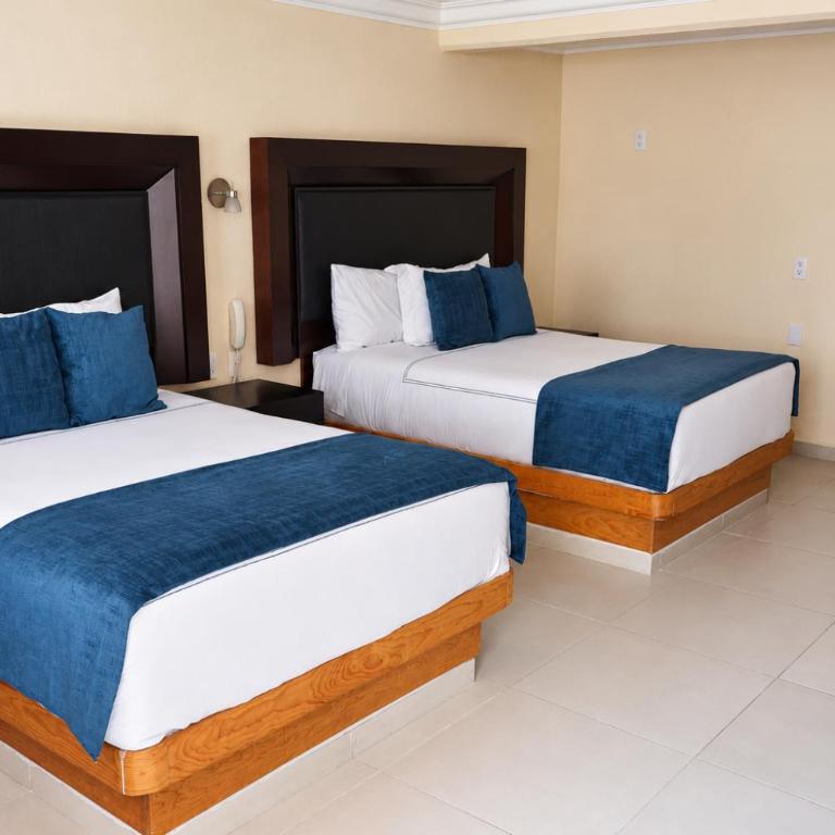 Hotel Tierras Blancas - Habitación Doble - 2 camas dobles - 6