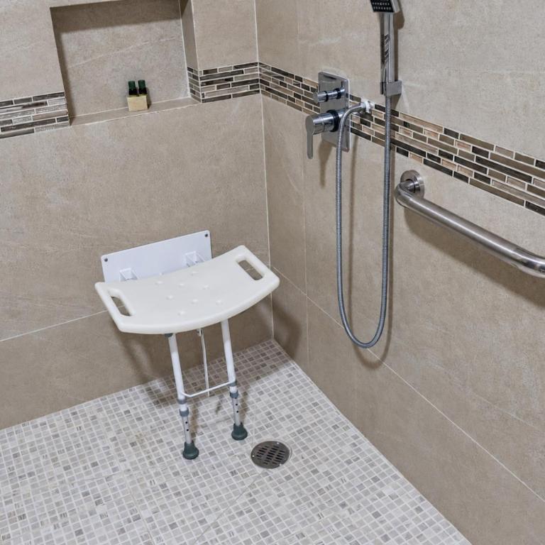 Hotel Tierras Blancas - Habitación Doble adaptada para personas con discapacidad - 2 camas - 4