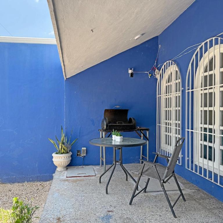 Family home, 3 bedrooms with bathroom for 8 people - Casa de 4 dormitorios - 5