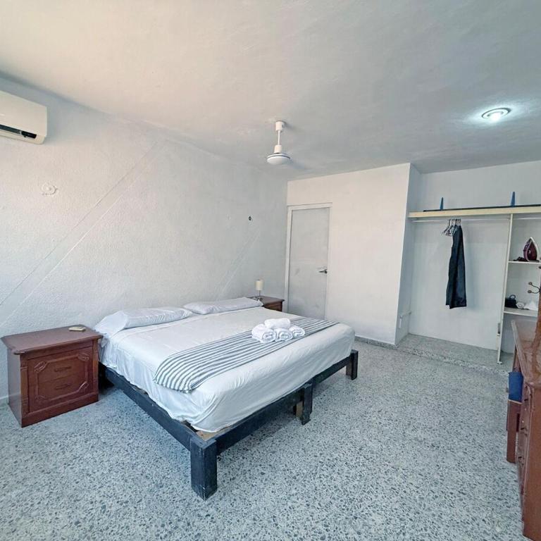 Family home, 3 bedrooms with bathroom for 8 people - Casa de 4 dormitorios - 14