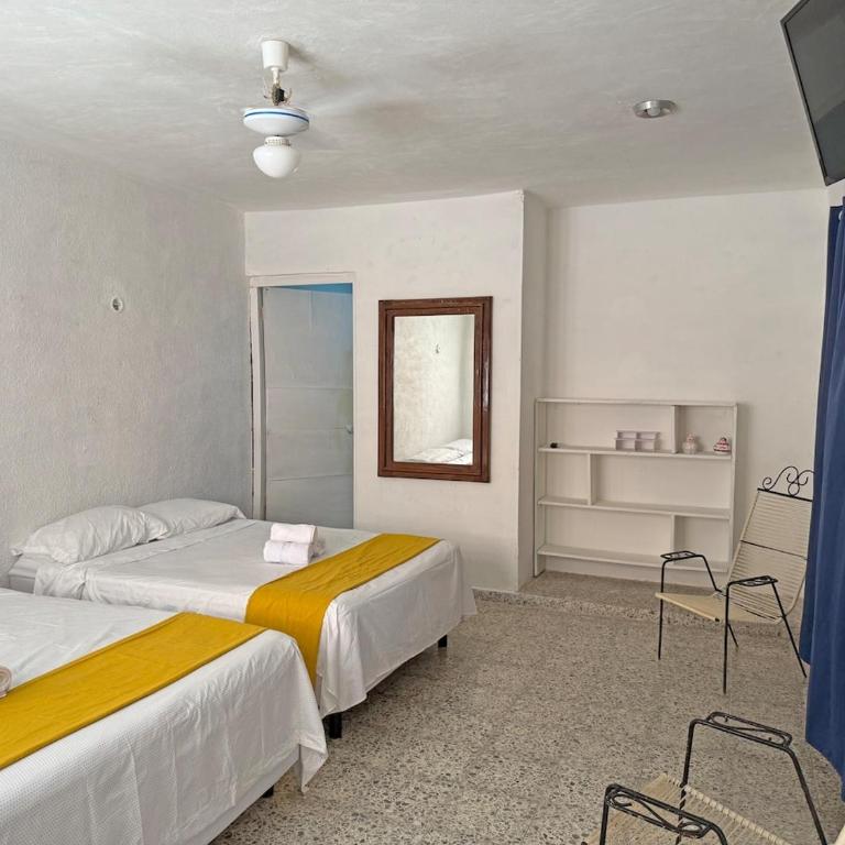 Family home, 3 bedrooms with bathroom for 8 people - Casa de 4 dormitorios - 17