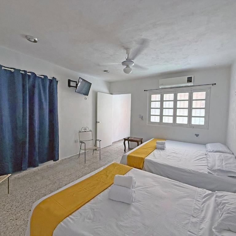 Family home, 3 bedrooms with bathroom for 8 people - Casa de 4 dormitorios - 24