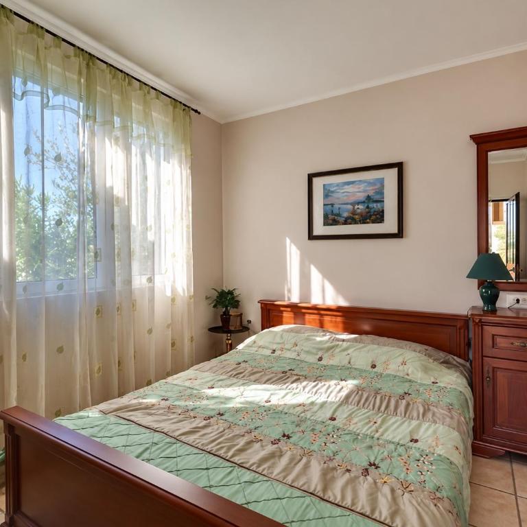 Marina Breeze Family Villa - Superior Family Room - 11