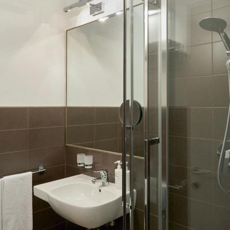 Four Points Flex by Sheraton Parma - Camera Singola Efficient - 6