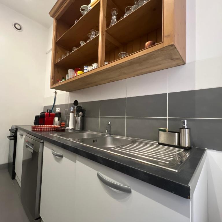 Spacieux appartement T4 avec cours privée - Apartment mit 3 Schlafzimmern - 23