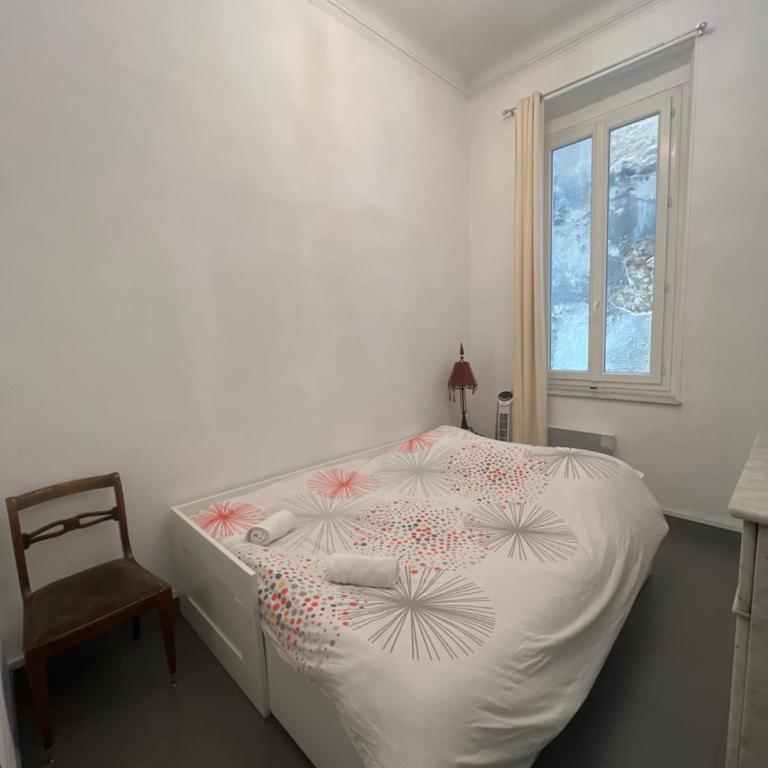 Spacieux appartement T4 avec cours privée - Apartment mit 3 Schlafzimmern - 13