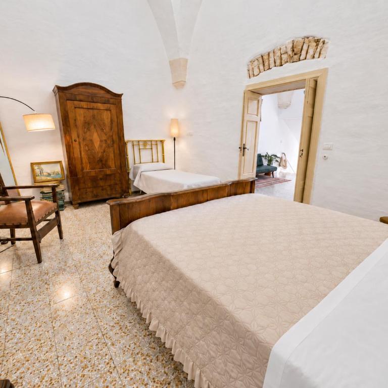 Civico 18 - Two-Bedroom Apartment with Balcony - 7