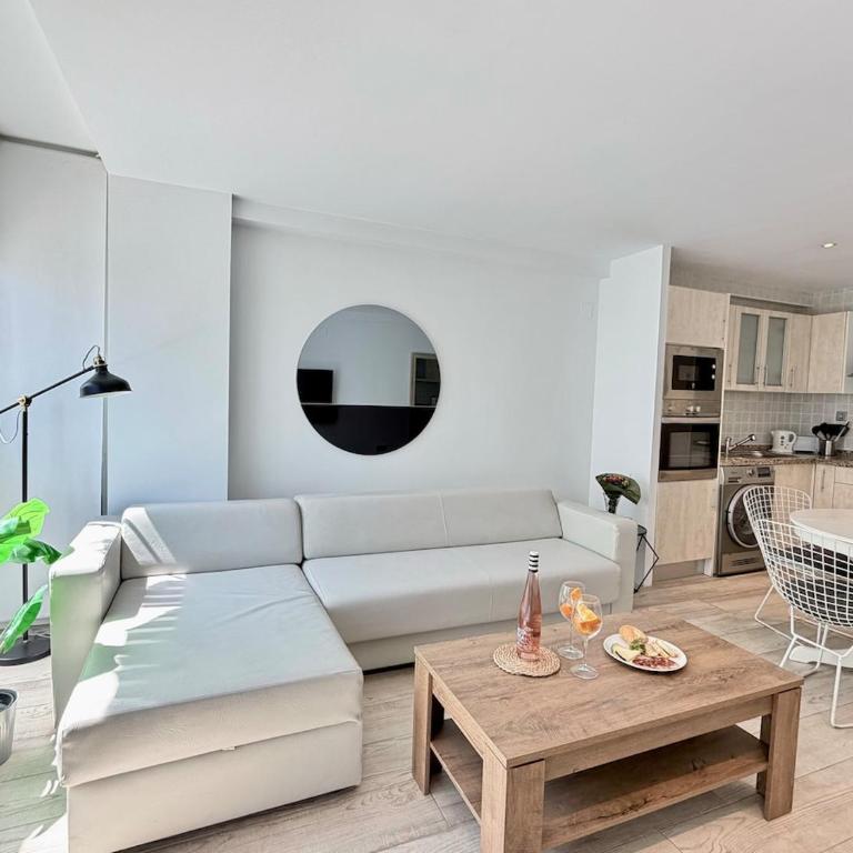 Cozy Beachside Escape for Two in La Carihuela - Apartamento de 1 dormitorio - 7