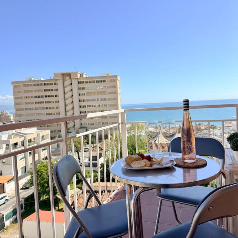 Sea View 2BR Apartment with Pool and Terrace - Apartment mit 2 Schlafzimmern - 4