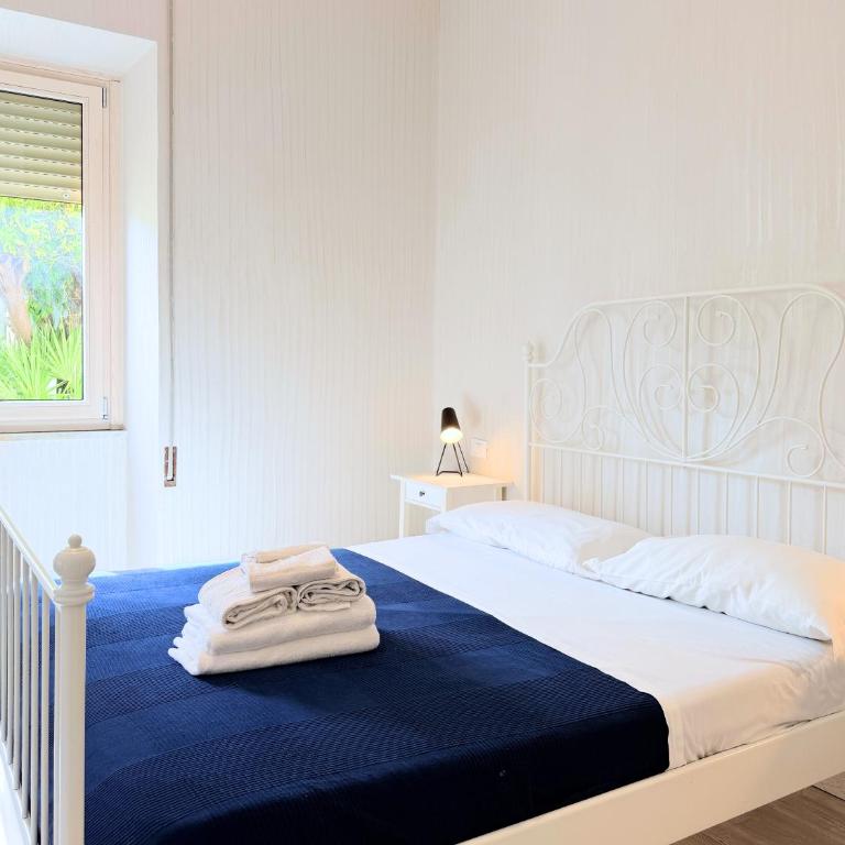B&B Sapore di Mare Serapo - Camera Matrimoniale con Bagno Privato - 3