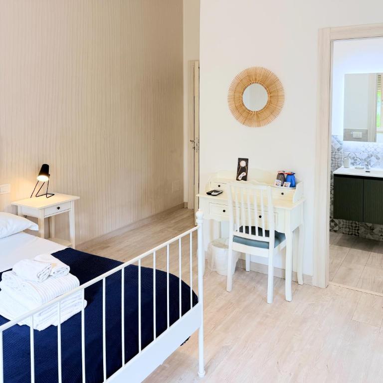 B&B Sapore di Mare Serapo - Camera Matrimoniale con Bagno Privato - 9
