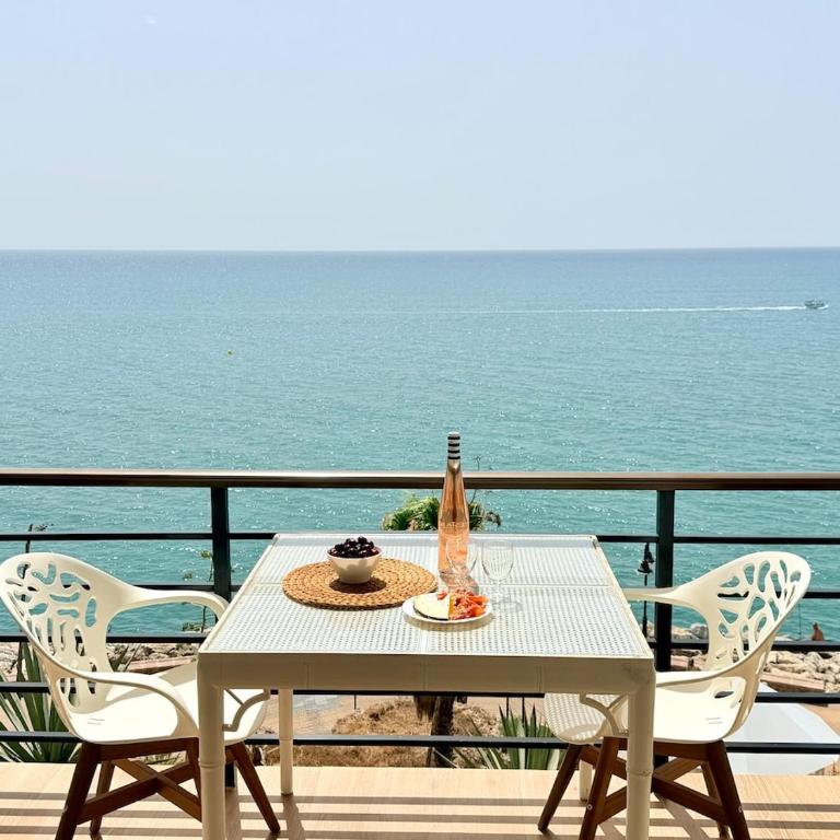 Oceanfront terrace - First line - La Carihuela - Apartamento de 1 dormitorio con balcón y vistas al mar - 1