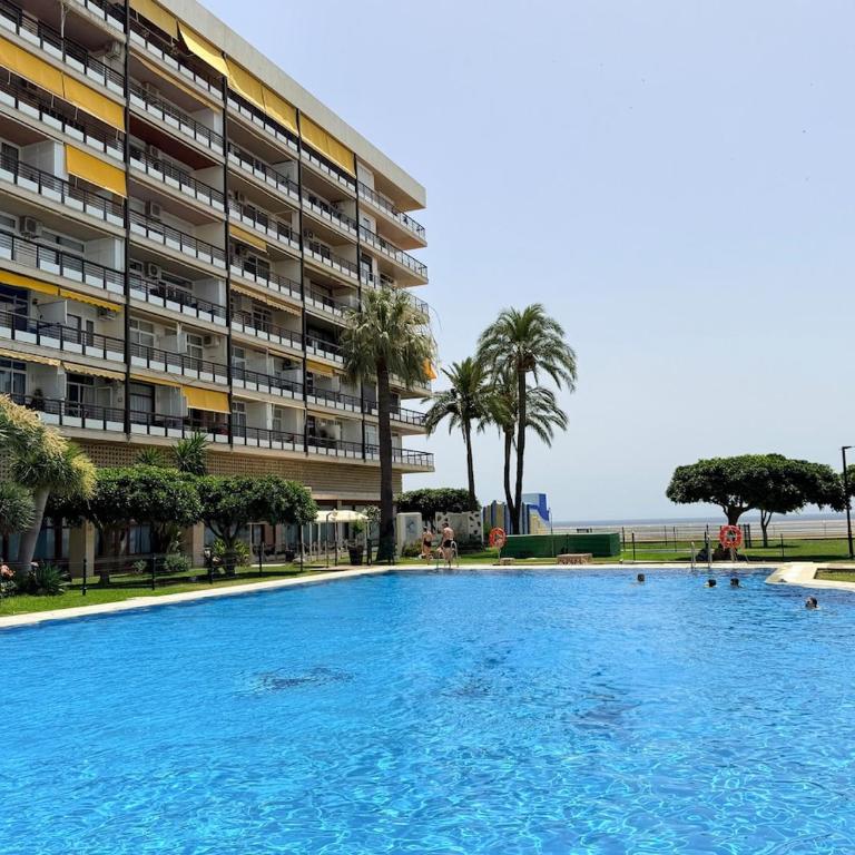 Oceanfront terrace - First line - La Carihuela - Apartamento de 1 dormitorio con balcón y vistas al mar - 3