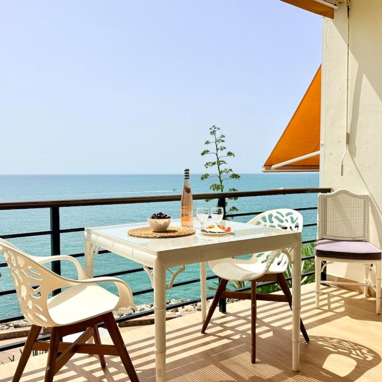 Oceanfront terrace - First line - La Carihuela - Apartamento de 1 dormitorio con balcón y vistas al mar - 11