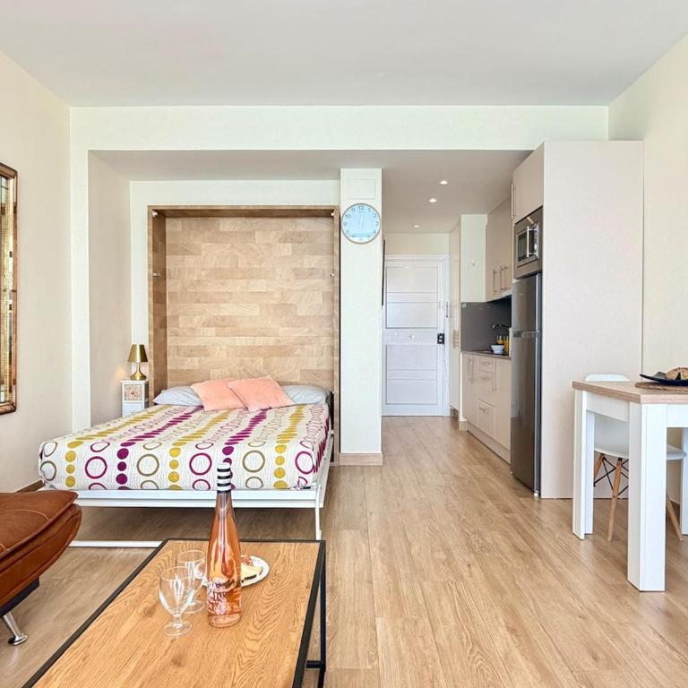 Oceanfront terrace - First line - La Carihuela - Apartamento de 1 dormitorio con balcón y vistas al mar - 4