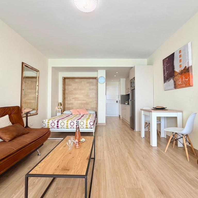 Oceanfront terrace - First line - La Carihuela - Apartamento de 1 dormitorio con balcón y vistas al mar - 21