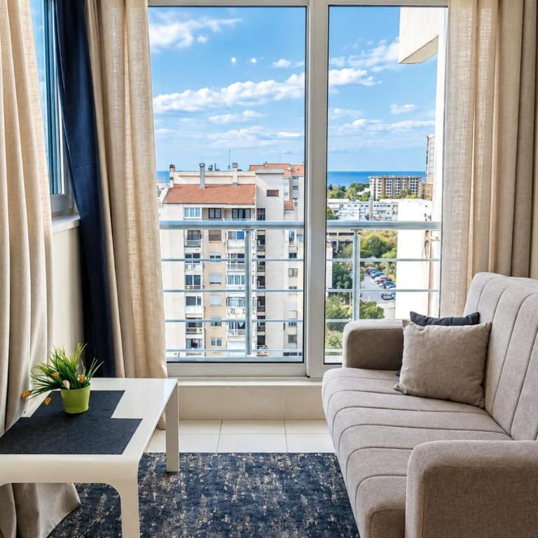 Apartments in Bar city center - Apartment mit Meerblick - 1