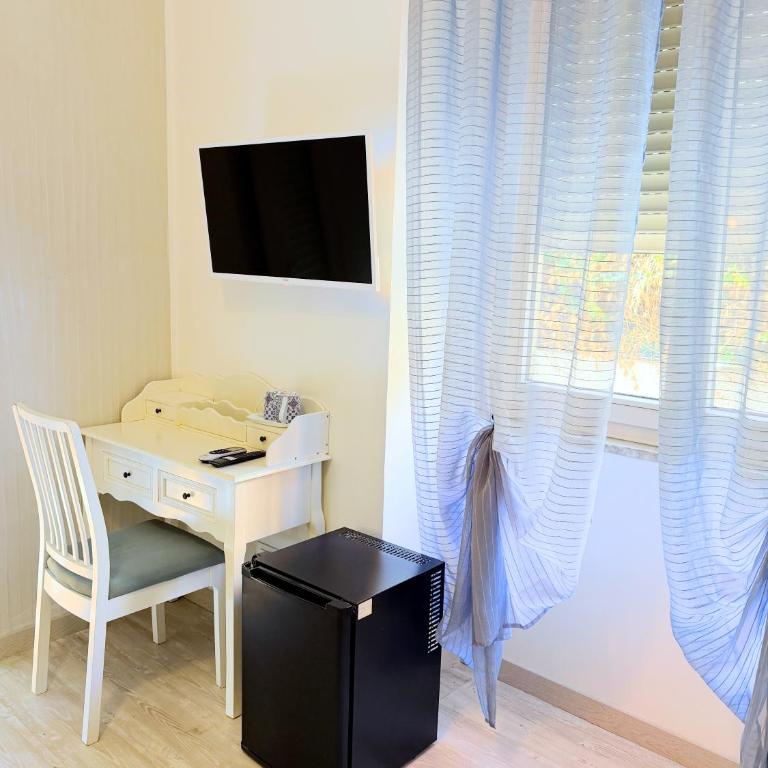 B&B Sapore di Mare Serapo - Camera Matrimoniale con Bagno Privato - 2