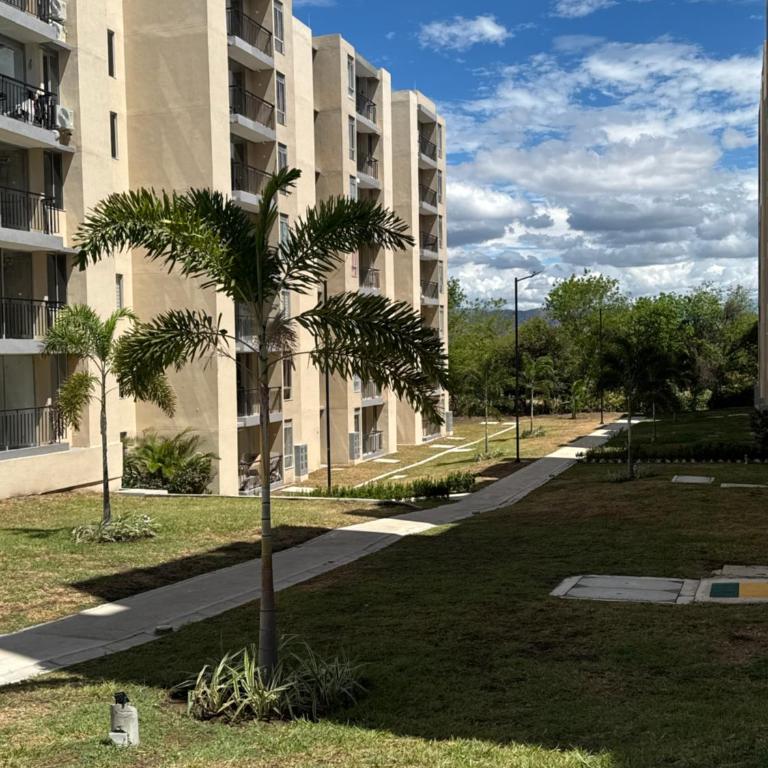Modern Apartment in Ricaurte - Apartamento de 3 dormitorios - 58