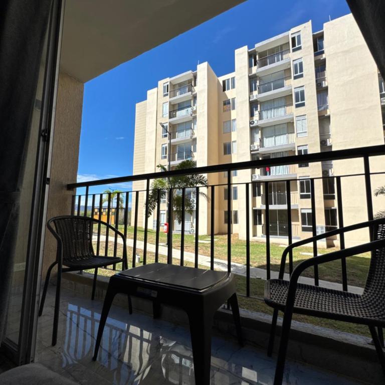 Modern Apartment in Ricaurte - Apartamento de 3 dormitorios - 65