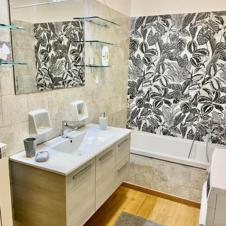 La Terrazza Sul Fiume - Appartamento Deluxe con 3 Camere da Letto - 45