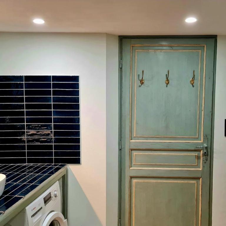Maison Un air de famille - au coeur d'Uzès avec parking sur réservation - Maison de Ville 2 Chambres - 19