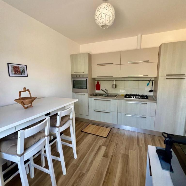 6 minuti dalla spiaggia con patio giardino privato e parcheggio - Two-Bedroom House - 8