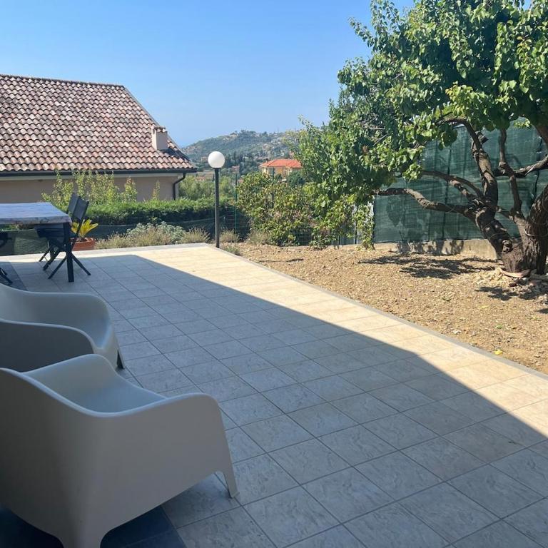 6 minuti dalla spiaggia con patio giardino privato e parcheggio - Two-Bedroom House - 2