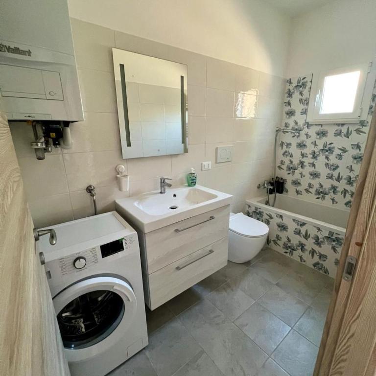 6 minuti dalla spiaggia con patio giardino privato e parcheggio - Two-Bedroom House - 12