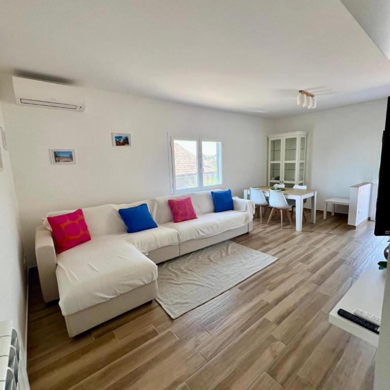 6 minuti dalla spiaggia con patio giardino privato e parcheggio - Two-Bedroom House - 3