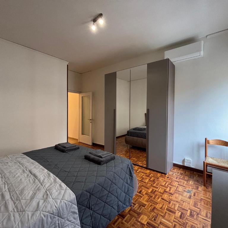 Pentalocale in un elegante palazzo in centro - Premium Apartment mit 3 Schlafzimmern und Balkon - 9
