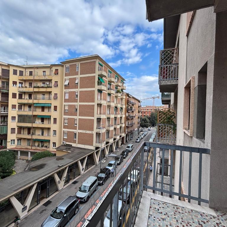 Pentalocale in un elegante palazzo in centro - Premium Apartment mit 3 Schlafzimmern und Balkon - 34