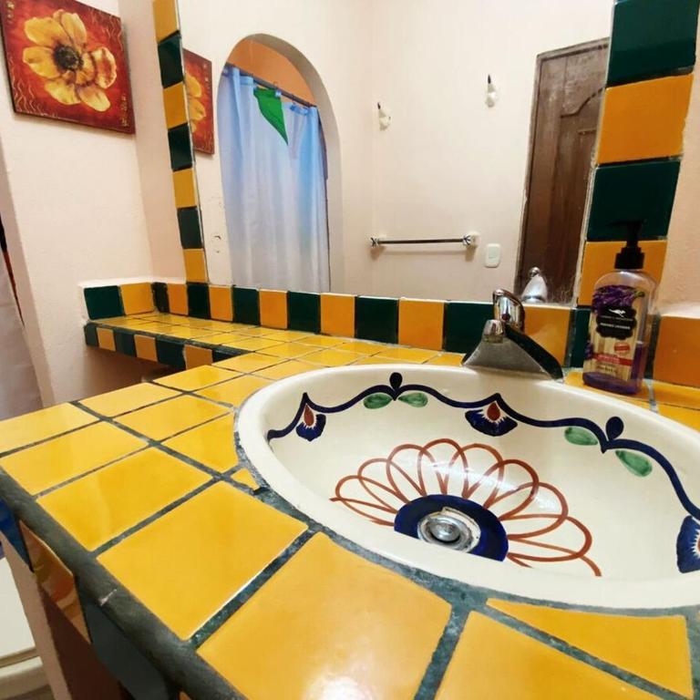 Caribbean Family Escape 2BR Close 5th av and Beach Rooftop hotel - Apartamento de 2 dormitorios con balcón - 13