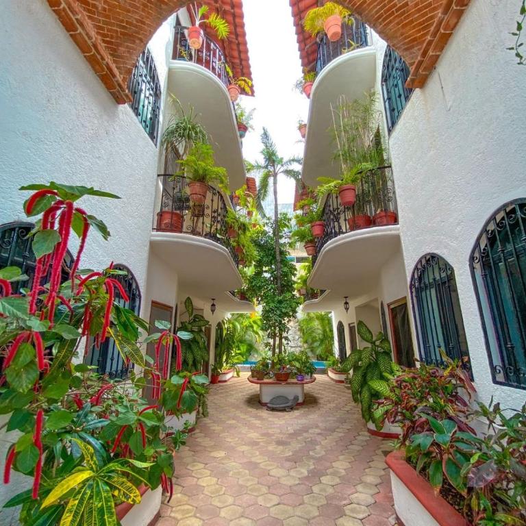 Caribbean Family Escape 2BR Close 5th av and Beach Rooftop hotel - Apartamento de 2 dormitorios con balcón - 33