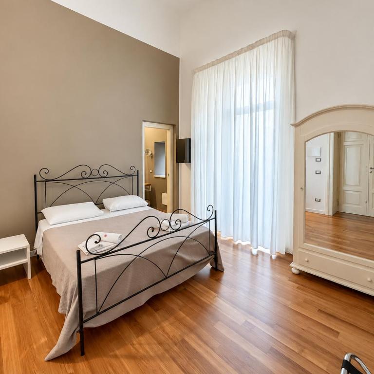 Lo Schiaccianoci B&B - Deluxe Zimmer mit Kingsize-Bett - 4