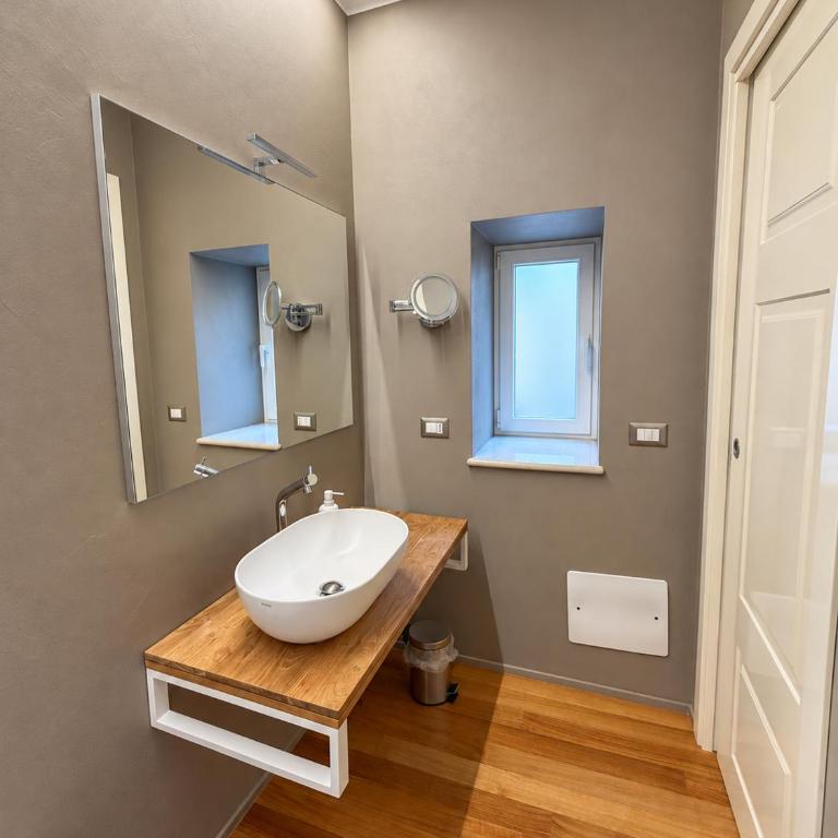 Lo Schiaccianoci B&B - Deluxe Zimmer mit Kingsize-Bett - 2