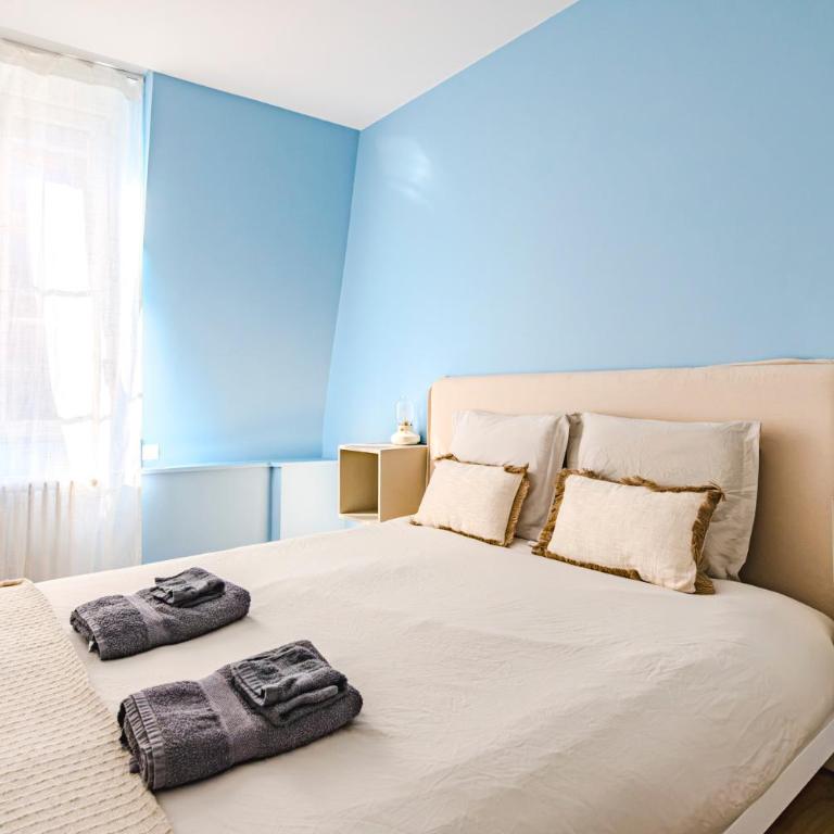 Le Bonbon - 8 couchages - Cœur de Reims - Three-Bedroom Premium Apartment - 4
