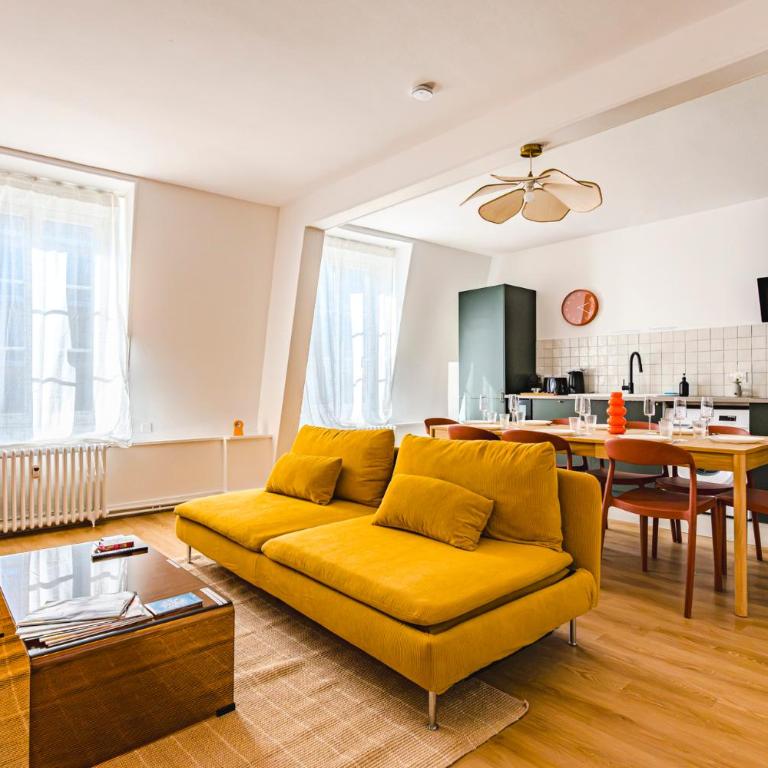Le Bonbon - 8 couchages - Cœur de Reims - Three-Bedroom Premium Apartment - 14