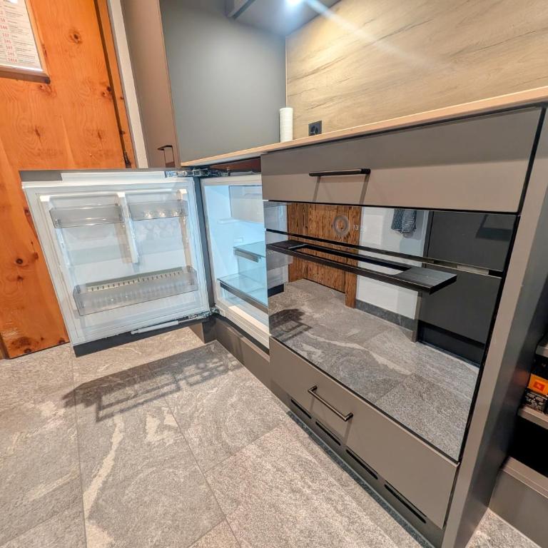 Uletsch Camp - Studio mit Balkon - 11
