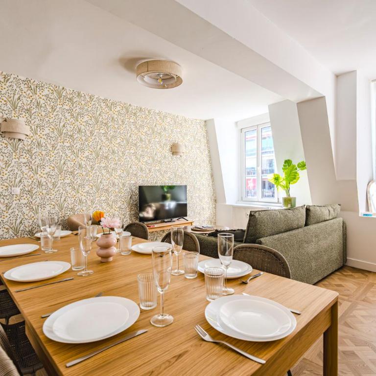 La Pivoine - 8 couchages - Cœur de Reims - Three-Bedroom Premium Apartment - 13