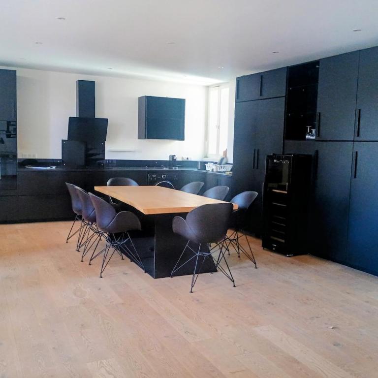 Élégant Duplex centre parking climatisé - Appartement 3 Chambres - 12
