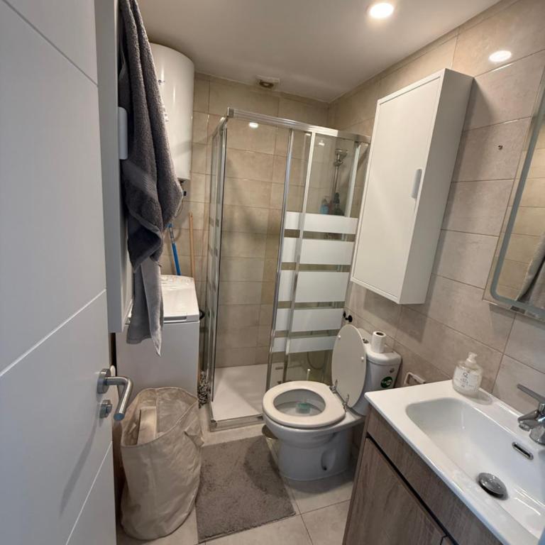 2bed apt close to torremolinos station and beach - Apartment mit 1 Schlafzimmer - 8