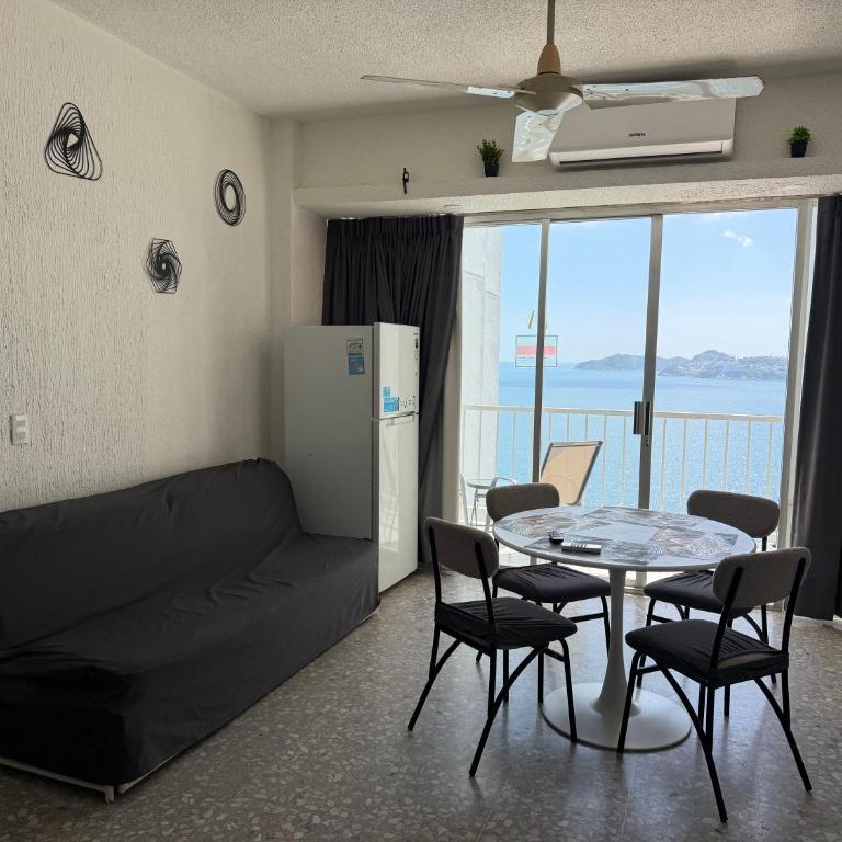Acapulco Suite LyS Torres Gemelas - Suite Familiar - 4