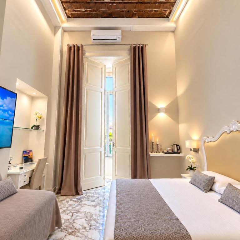 MILUAR Luxury - Vanvitelli - Camera Queen con Vasca Idromassaggio - 19