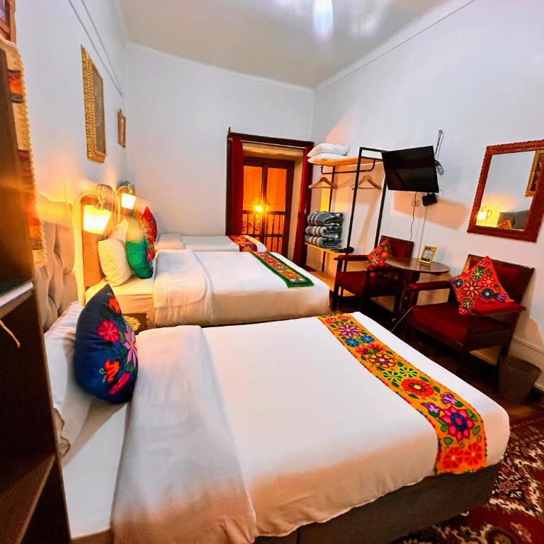 Hotel Casona Ecoterra Cusco - Habitación Triple con vistas a la ciudad - 3