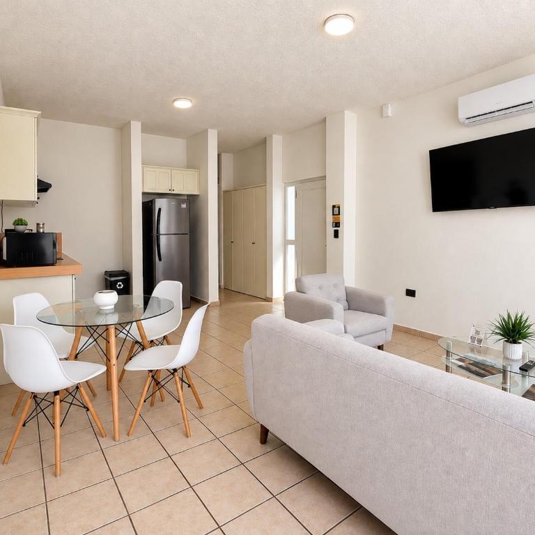 Casa Balandra 2BR home downtown LPZ walk everywhere - Two-Bedroom Apartment - 4