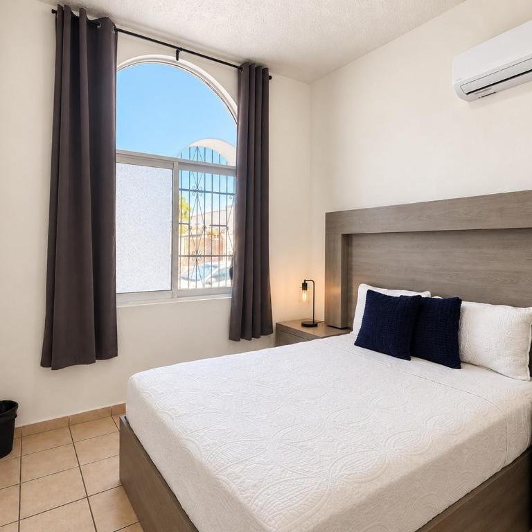 Casa Balandra 2BR home downtown LPZ walk everywhere - Two-Bedroom Apartment - 8